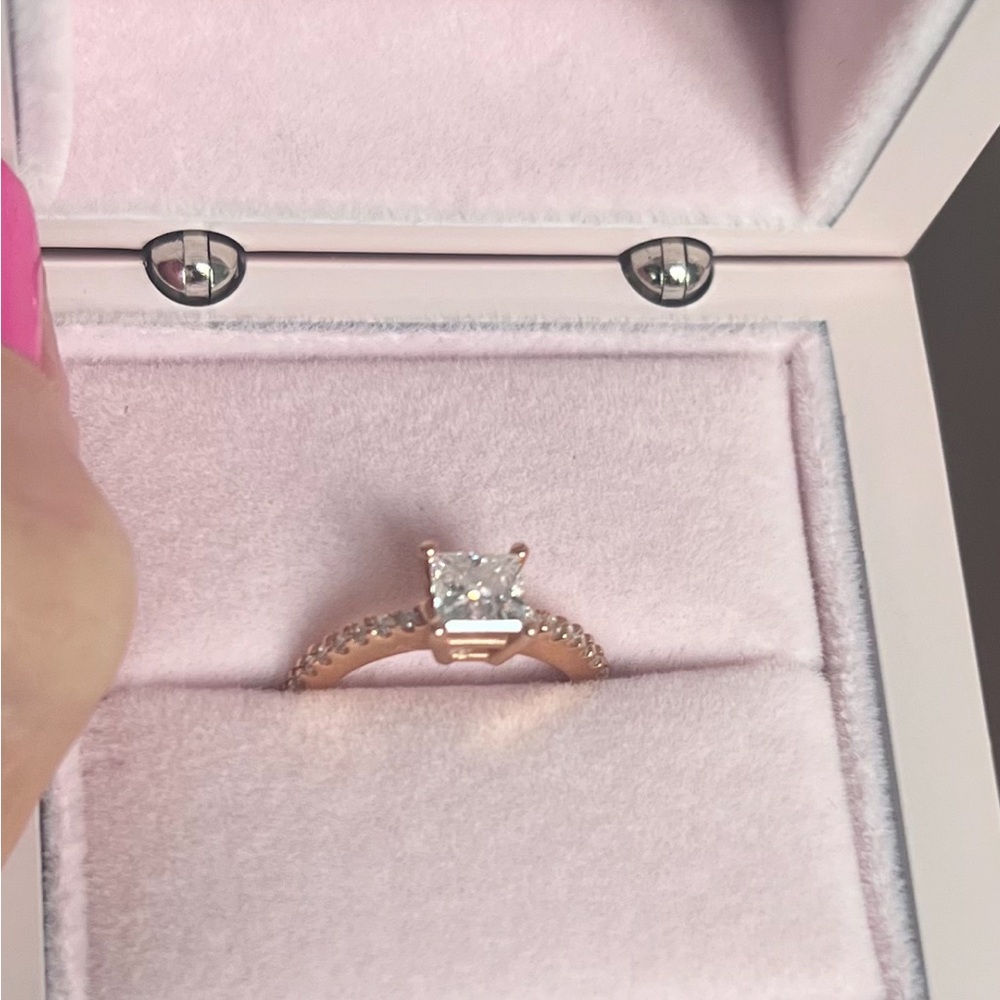Engagement wedding ring set gold diamonds - Picture 8 of 16